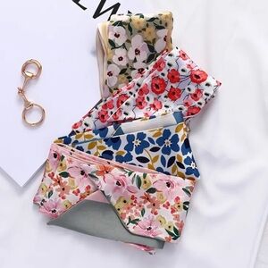 Floral Patterned silk Twilly Scarves Set of 4